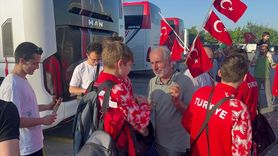 Bursa'nın Bilek Güreşi Kahramanları Avrupa'dan Döndü