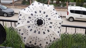 Geri Dönüşümle Sanat: Eski Şemsiye Taş Baskı ile Yeniden Hayat Buldu