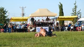 Kırklareli'de Kavasoğlu ve Şamdancıbaşı İbrahim Yağlı Güreşleri Gerçekleşti