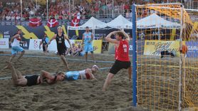 EHF Avrupa Plaj Hentbolu Şampiyonası Antalya'da Devam Ediyor