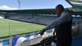 Kazım Karabekir Stadyumu'nda Hibrit Çim Yenileme Çalışmaları Devam Ediyor