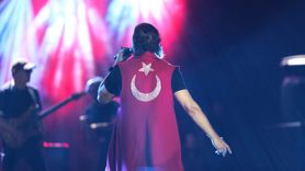 Kıraç, Trabzon Kültür Yolu Festivali'nde Duygu Dolu Bir Konser Verdi