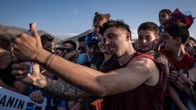 Trabzonspor Futbolcuları Erzurum'da Taraftarlarıyla Buluştu