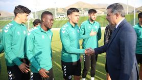 Vali Mustafa Çiftçi, Konyaspor'un Erzurum Kampını Ziyaret Etti