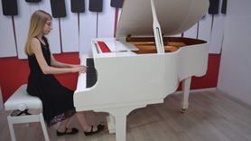 Aylin Kılıç: Genç Piyanist Kültürel Zenginlikleri Tanıtıyor