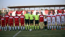 Gençlik ve Spor Bakanı Aydın'da Gösteri Maçında Forma Giydi