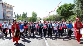 Malatya'da 72. Zengibar Karakucak Güreş ve Kültür Festivali Başladı
