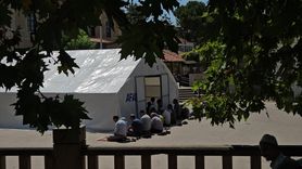 Sındırgı'daki 6,1 Büyüklüğündeki Deprem, Cami Güvenlik Kamerasında Kaydedildi