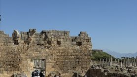 Antalya'da Sağlıklı Yaşam Etkinliği Perge Antik Kenti'nde Gerçekleşti