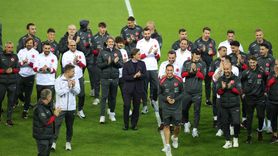 A Milli Takım Kocaeli Stadyumu'nda Yürüyüş Gerçekleştirdi