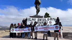 Beşiktaş Kulübü, Afyonkarahisar'da Öğrencilere Forma Dağıttı