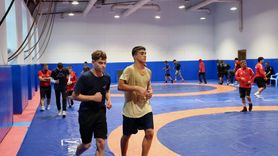 Genç Milli Güreşçiler Balkan Şampiyonası'nda Zirveyi Hedefliyor