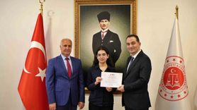 Antalya'da Gönüllülere Sertifikalar Verildi