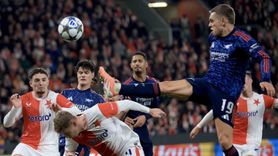 Arsenal, Şampiyonlar Ligi'nde 4'te 4 Yaptı