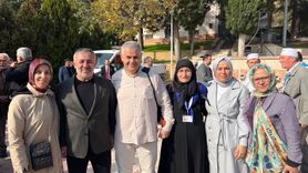 Başkan Yıldırım Umrecilerle Bir Arada