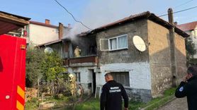 Bursa'da İki Katlı Evde Yangın Panik Yarattı