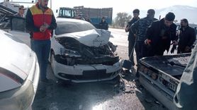 Erzincan'da Üç Araçlı Kaza: 2 Yaralı