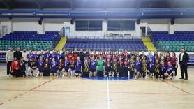 Kütahya’da Genç Kızlar Hentbol Müsabakaları Sona Erdi