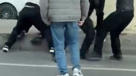 Maltepe E-5'te Motorcular Arasında Kavga: Kaskla Vuruşma Görüntülendi