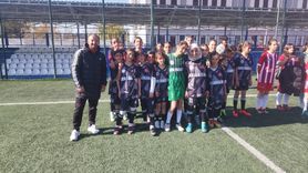 Özalp Kız Futbol Takımı, İl Birincisi Oldu