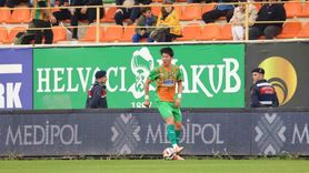 Corendon Alanyaspor, Fatih Karagümrük'ü 2-0 Mağlup Etti