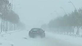 Diyarbakır'da Kaygan Yolda Kaza Kıl Payı Atlatıldı