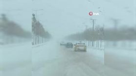 Diyarbakır'da Kaygan Yolda Kaza Kılpayı Atlatıldı