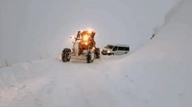 Erzincan'da 341 Köy Yolu Ulaşıma Kapandı