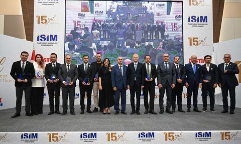 Ankara'da İş ve İnşaat Makineleri Sektörüne Ödül Töreni Düzenlendi