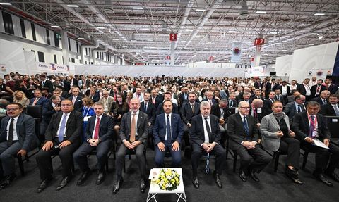 Bakan Kacır, Ankiros Fuarı'nda Yatırımlara Dikkat Çekti