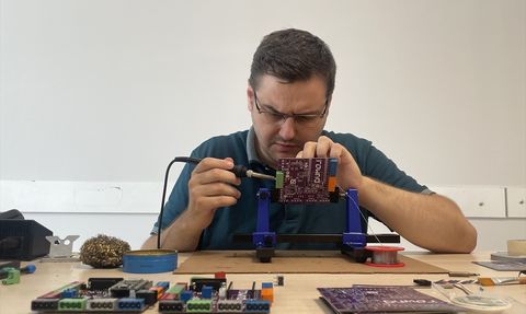 Bursa'daki Genç Mühendisler, CNC Makineleri ile Global Pazarlara Açılıyor