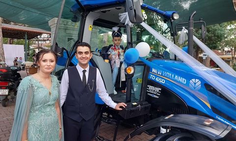 Denizli'de İlgisini Traktöre Yansıtan Sünnet Düğünü