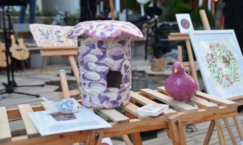 Kütahya'da Seramik Kuş Evleri Sergilendi