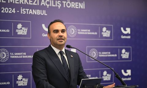 Sanayi ve Teknoloji Bakanı Kacır, Getmobil Yenileme Merkezi Açılışında Sürdürülebilir Teknoloji Vurgusu Yaptı