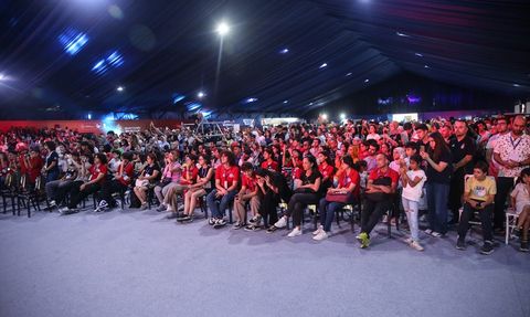 Alper Gezeravcı TEKNOFEST Adana'da Öğrencilerle Bir Araya Geldi