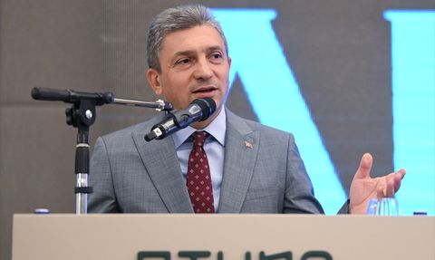 Antalya Valisi'nden Kaçak Otellere Sert Mesaj