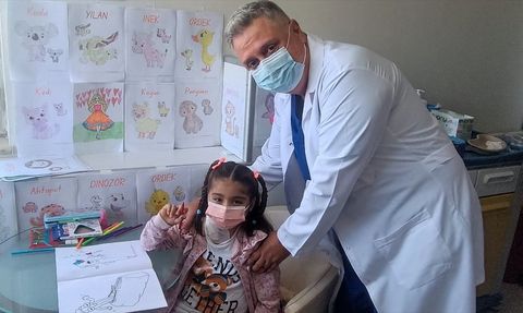 Babasından Böbrek Nakli Alan Aye Hayata Tutundu