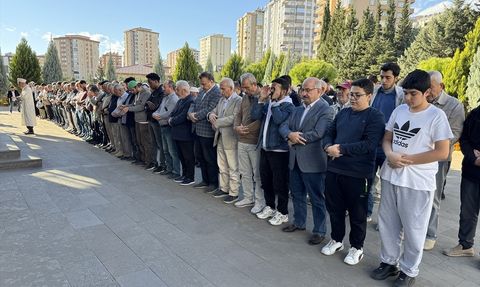 Kahramanmaraş'ta Yahya Sinvar İçin Gıyabi Cenaze Namazı