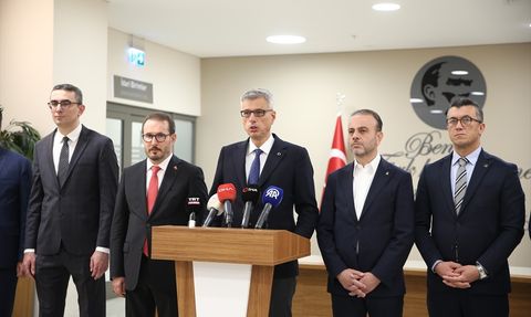 Sağlık Bakanı Memişoğlu'ndan Adana'da Normal Doğum Vurgusu