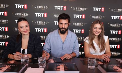 TRT'nin 'Mehmed: Fetihler Sultanı' Oyuncuları TEKNOFEST Adana'da Hayranlarıyla Buluştu