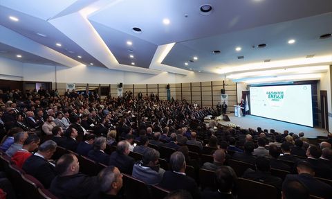 Gaziantep Enerji Zirvesi'nde Dışa Bağımlılık ve Yenilenebilir Enerji Vurgusu
