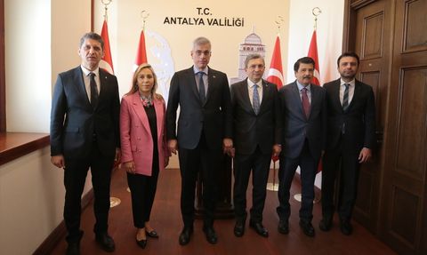 Sağlık Bakanı Memişoğlu'ndan Aile Hekimliği Yönetmeliği Açıklamaları