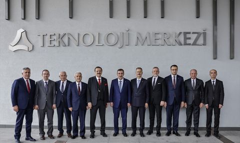 Türkiye'nin Kuantum Bilgisayarı Tanıtıldı