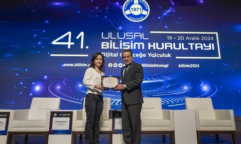 Anadolu Ajansı'na Yılın Bilişim Medyası Ödülü