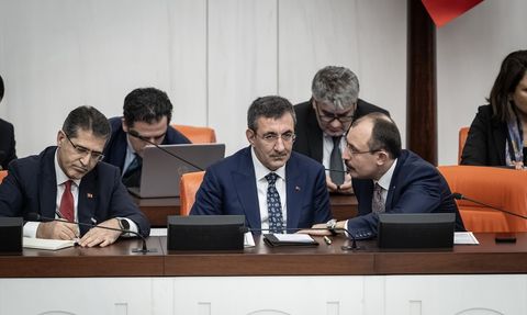 Cumhurbaşkanı Yardımcısı Yılmaz TBMM'de 2025 Bütçesini Sunumunu Gerçekleştirdi