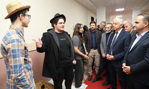 Karasu'da Roman Kahramanları Canlandı