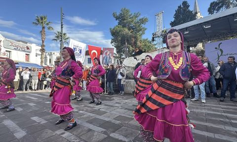 Bodrum Hamsi Festivali'nde 3 Ton Hamsi İkramı