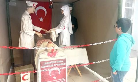 Çanakkale 1915 Savaş Malzemeleri Gezici Müzesi İzmir'de Açıldı