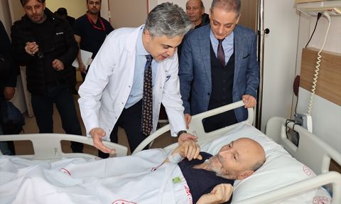 Erzincan'da Kalp Krizi Sonrası Kurtarılan Hasta Taburcu Edildi