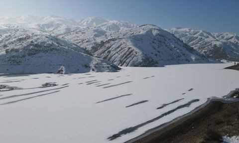 Göynük Barajı Kış Beyazına Büründü